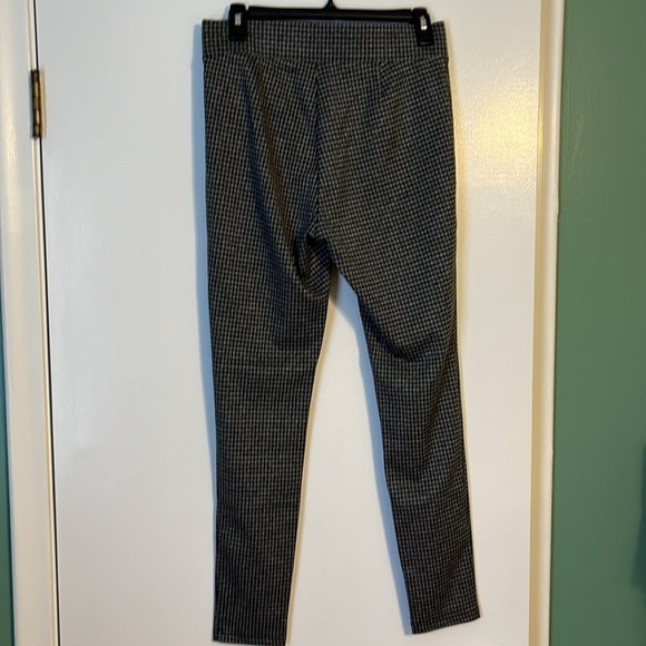 NWT LOFT Rayon Blend Houndstooth Silver and Black Skinny Leg Pant Small - Picture 3 of 4
